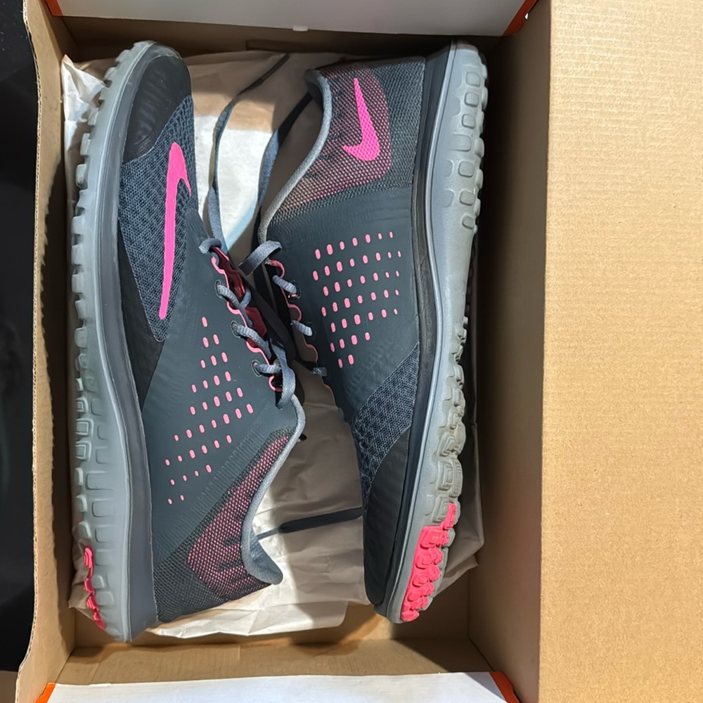 Nike women’s FS Lite Run 2
